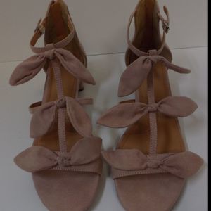 CP Strappy Triple Bow Block Heel Style Shoes